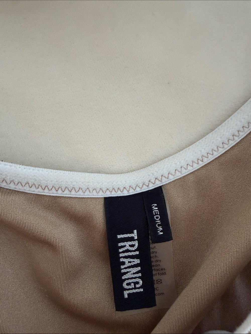 Triangl Bikini - Picture 7 of 7